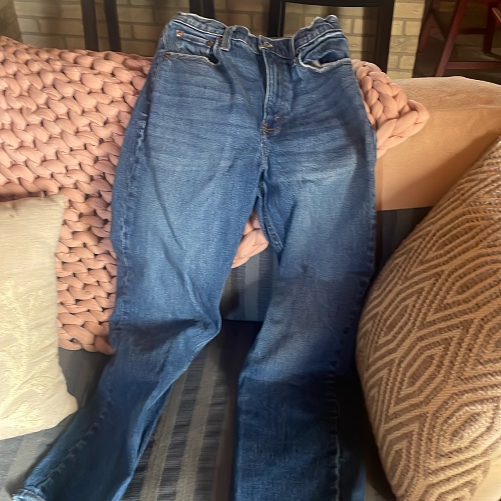 Abercrombie 90s straight ultra high rise